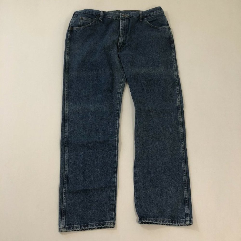 Wrangler Jeans Men's 40 Blue Straight Leg Denim Pants Size 40X32 100% Cotton